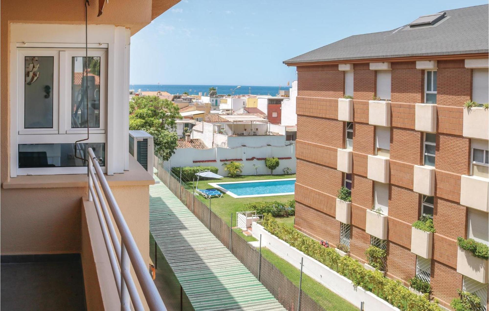 4 Bedroom Stunning Apartment In Malaga Málaga Exterior foto